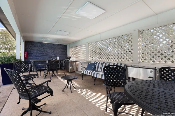 $5,500 | 700 East Hildebrand Avenue, Unit 1301, San Antonio, TX 78212