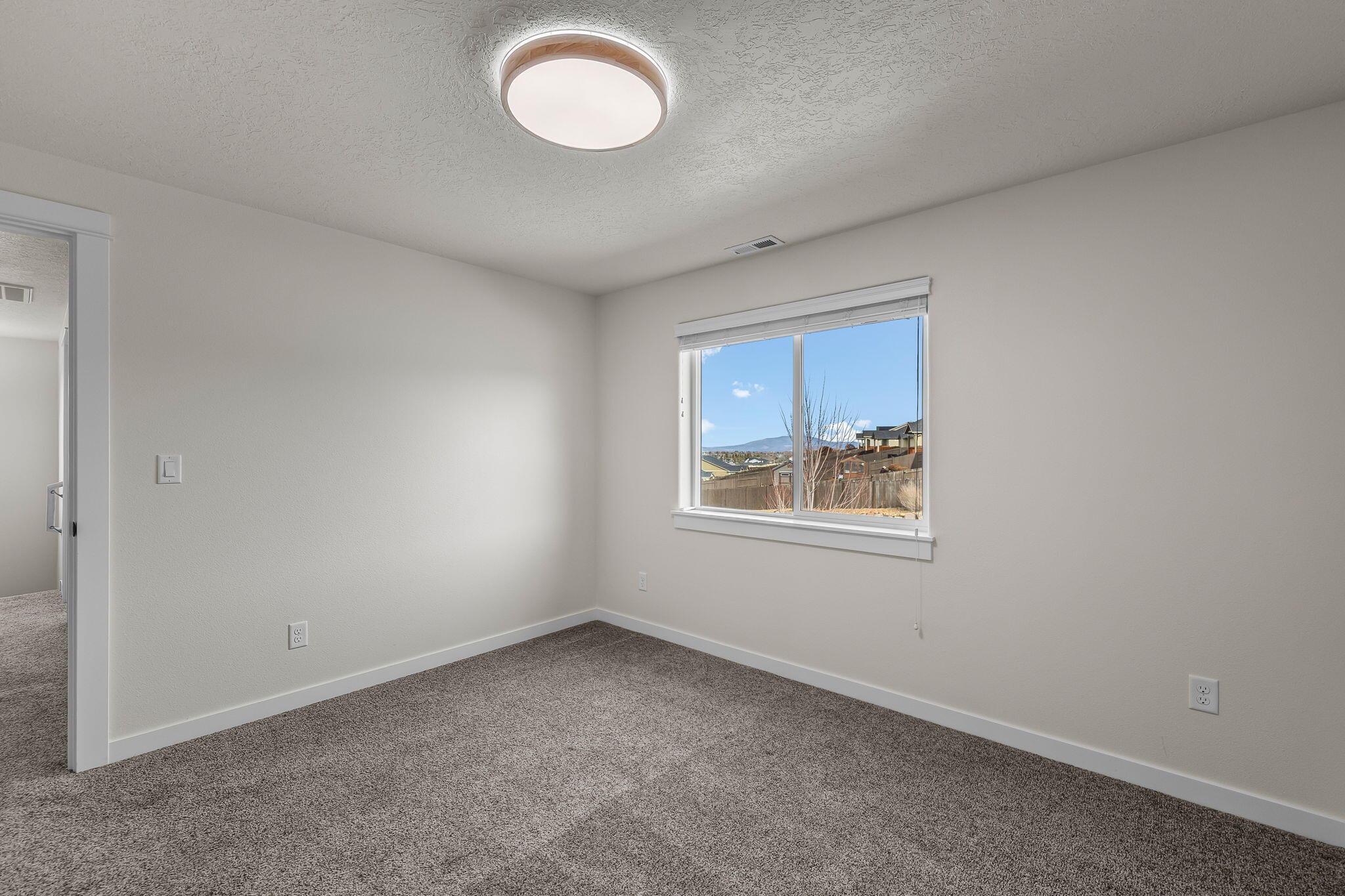 2457 Southwest 45th Street Redmond, OR 97756 - Photo 44 of 78 2026_02_26_2457_sw_45th_st_rdm-23