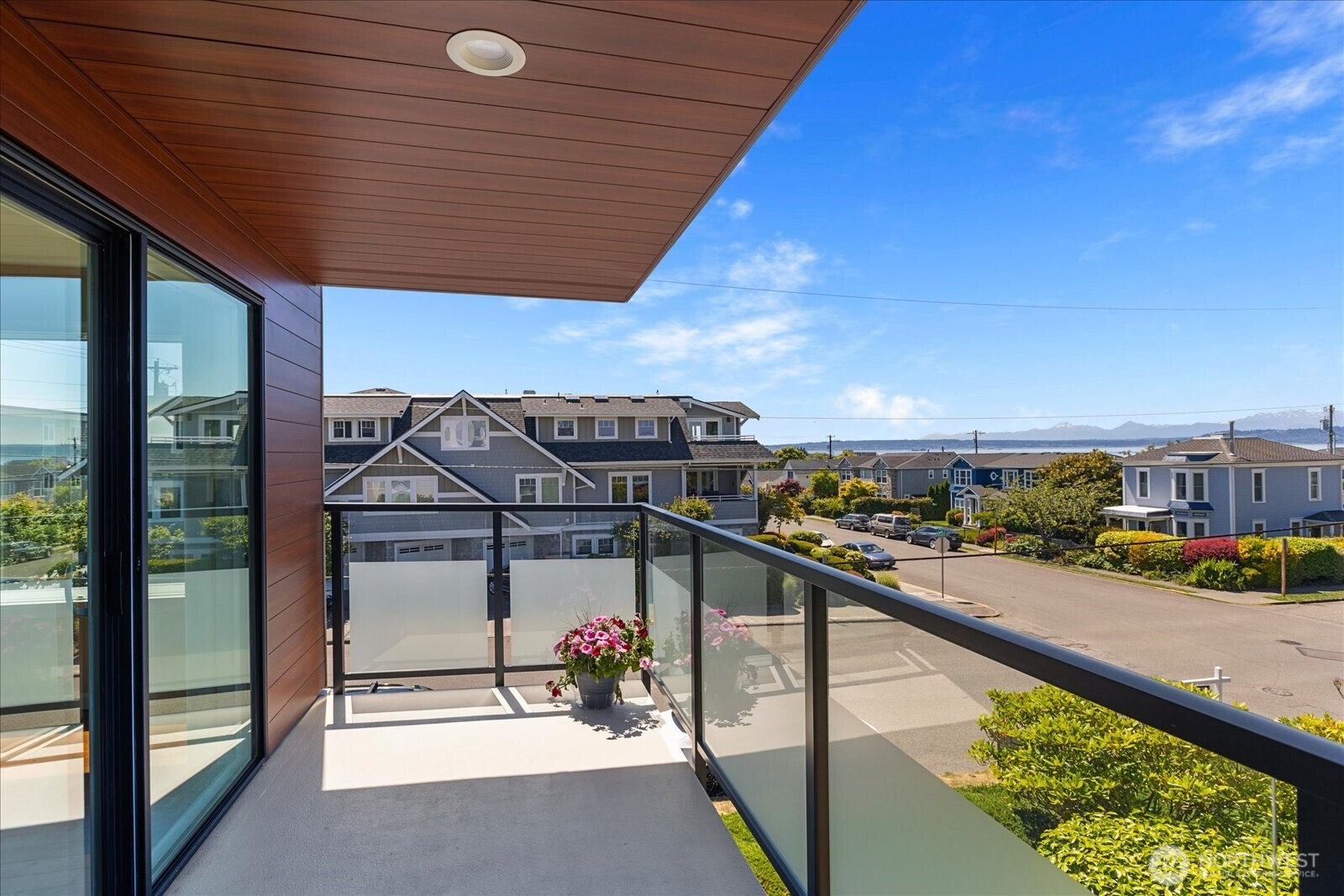 300 2nd Avenue North, Unit 2H Edmonds, WA 98020 - Photo 26 of 39