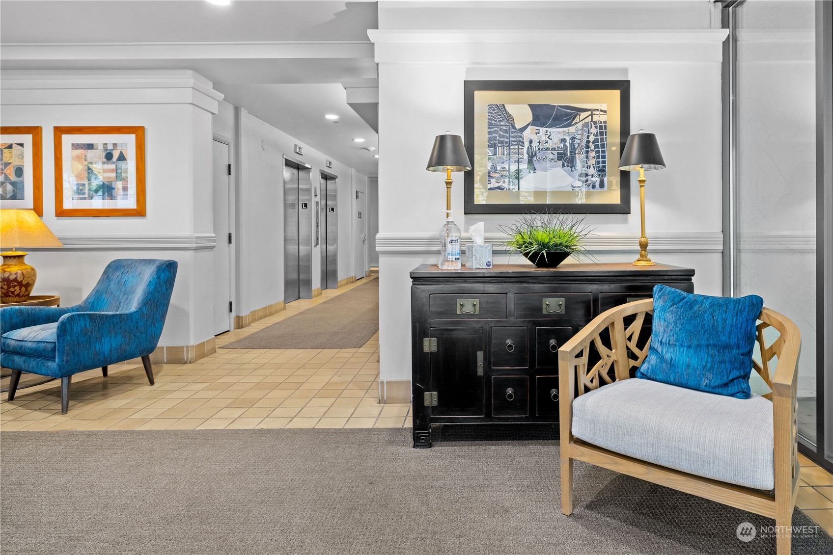 1120 Spring Street, Unit 903 Seattle, WA 98104 - Photo 16 of 21 Gallery Image 16