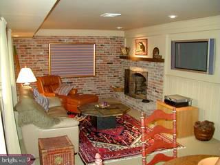 38 Valley Road New Hope, PA 18938 - Photo 3 of 6 Gallery Image 3