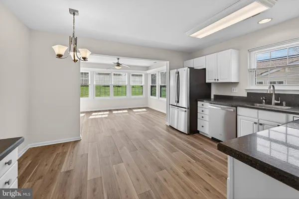 $440,000 | 12 Yarrow Place, Mount Laurel, NJ 08054