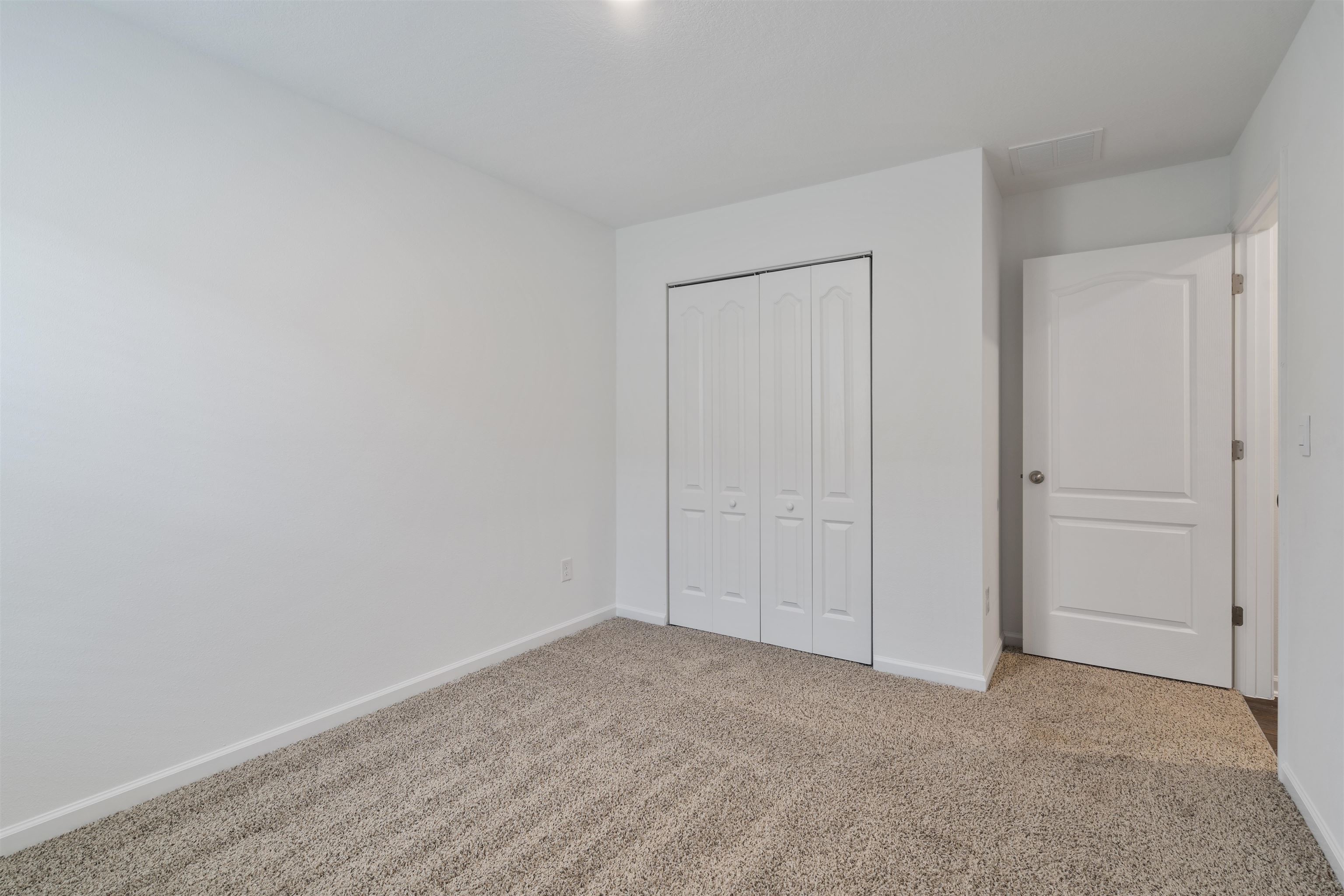 861 Orellana Road St. Augustine, FL 32084 - Photo 14 of 40 a view of an empty room