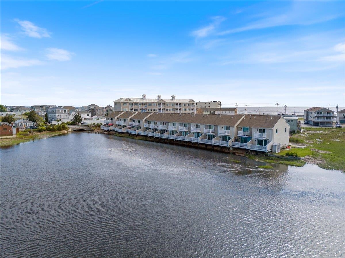 571 Winnacunnet Road, Unit 6 Hampton, NH 03842 - Photo 1 of 30 Gallery Image 1