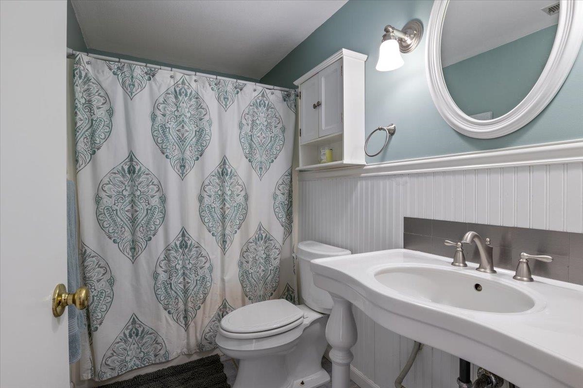 571 Winnacunnet Road, Unit 6 Hampton, NH 03842 - Photo 10 of 30 Gallery Image 10