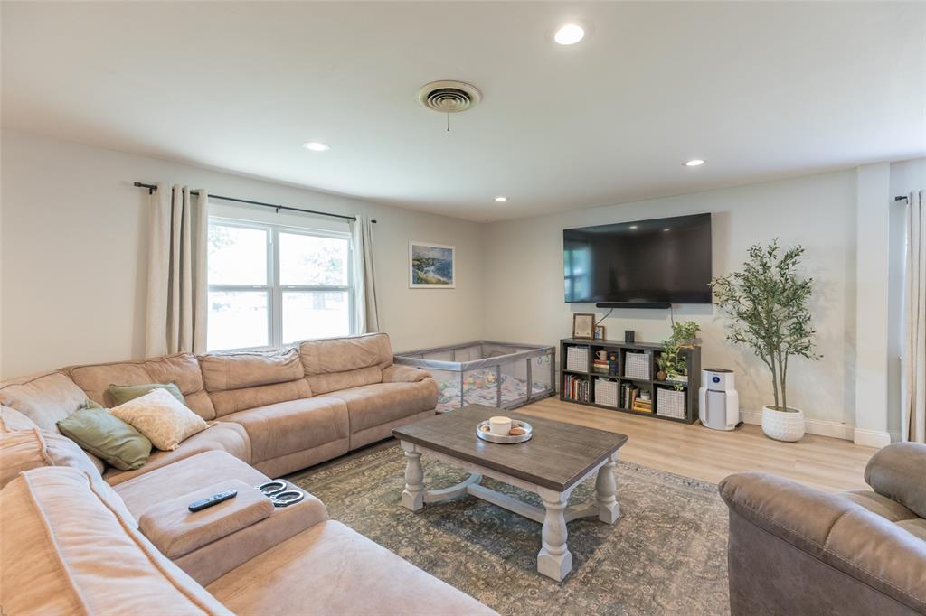 2049 Post Oak Road Abilene, TX 79605 - Photo 3 of 39