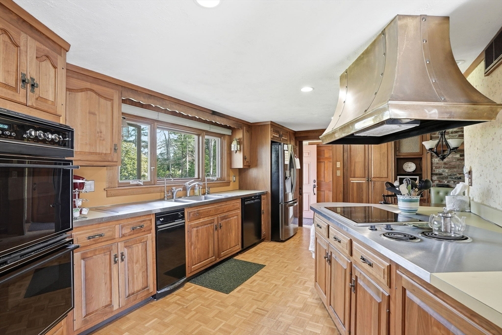 234 Converse Road Marion, MA 02738 - Photo 16 of 42