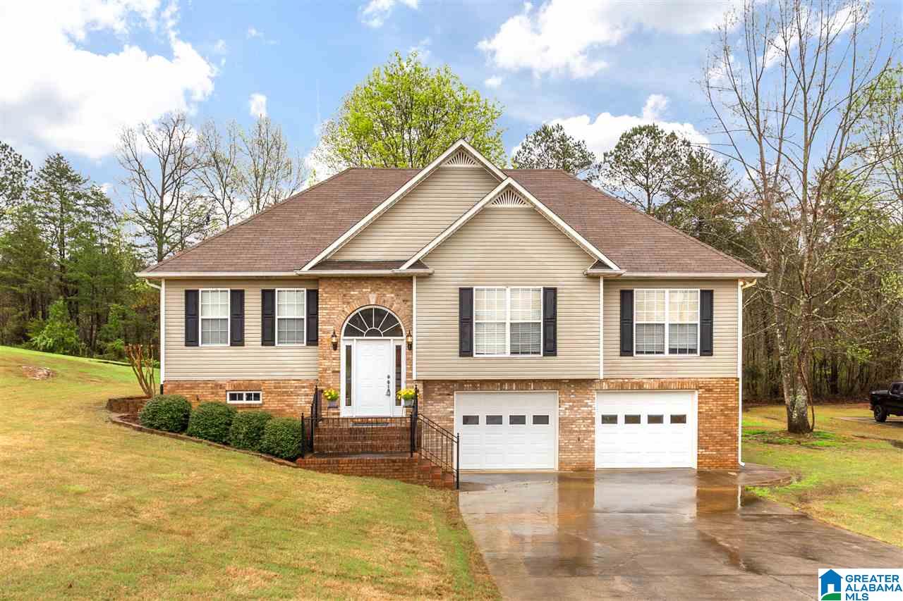 914 Ridgeway Drive Oneonta, AL 35121 - Photo 1 of 29