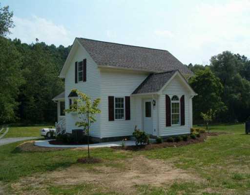 1602 Union Valley Road Wampum, PA 16157 - Photo 1 of 8 Exterior Front.