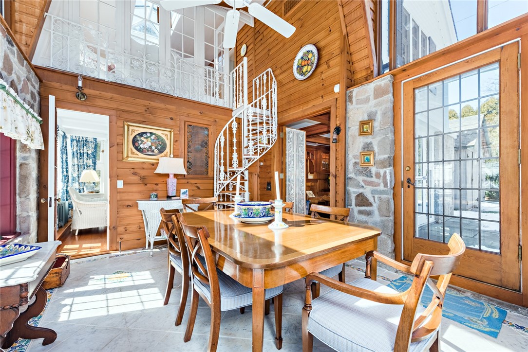 17 East Hills Road Westerly, RI 02891 - Photo 11 of 41