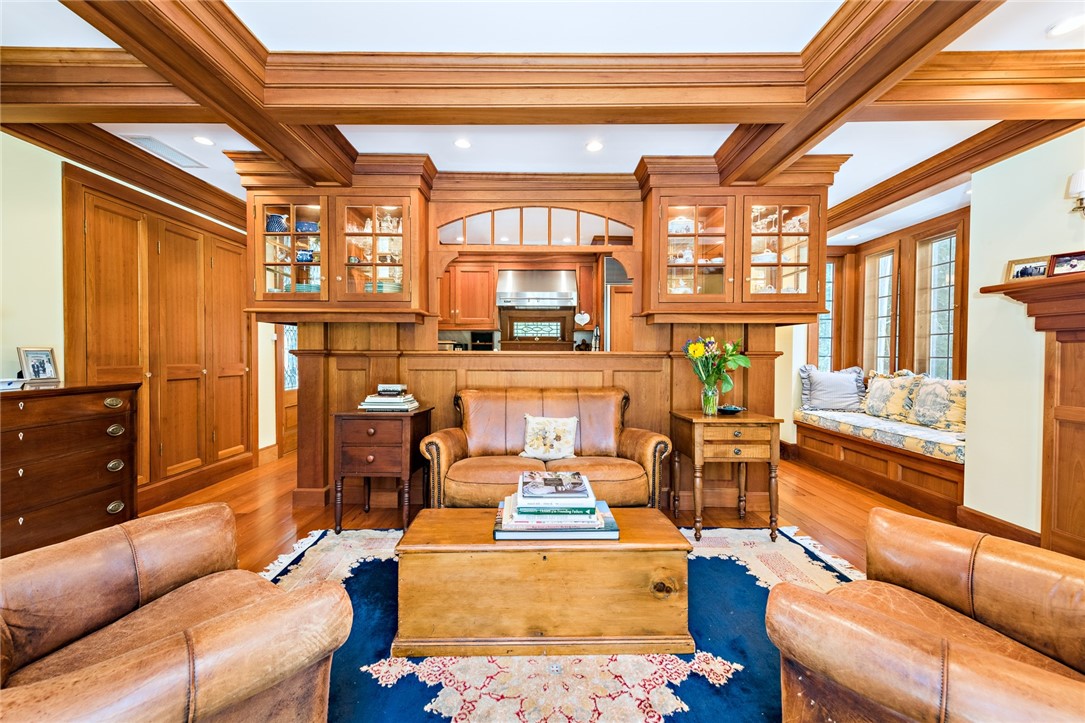 17 East Hills Road Westerly, RI 02891 - Photo 5 of 41