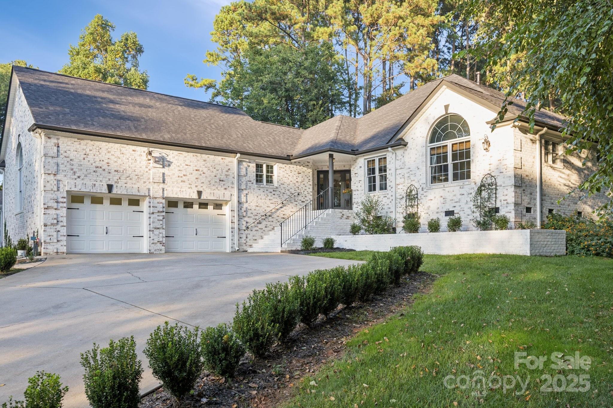 627 Beaten Path Road Mooresville, NC 28117 - Photo 1 of 38 Gallery Image 1