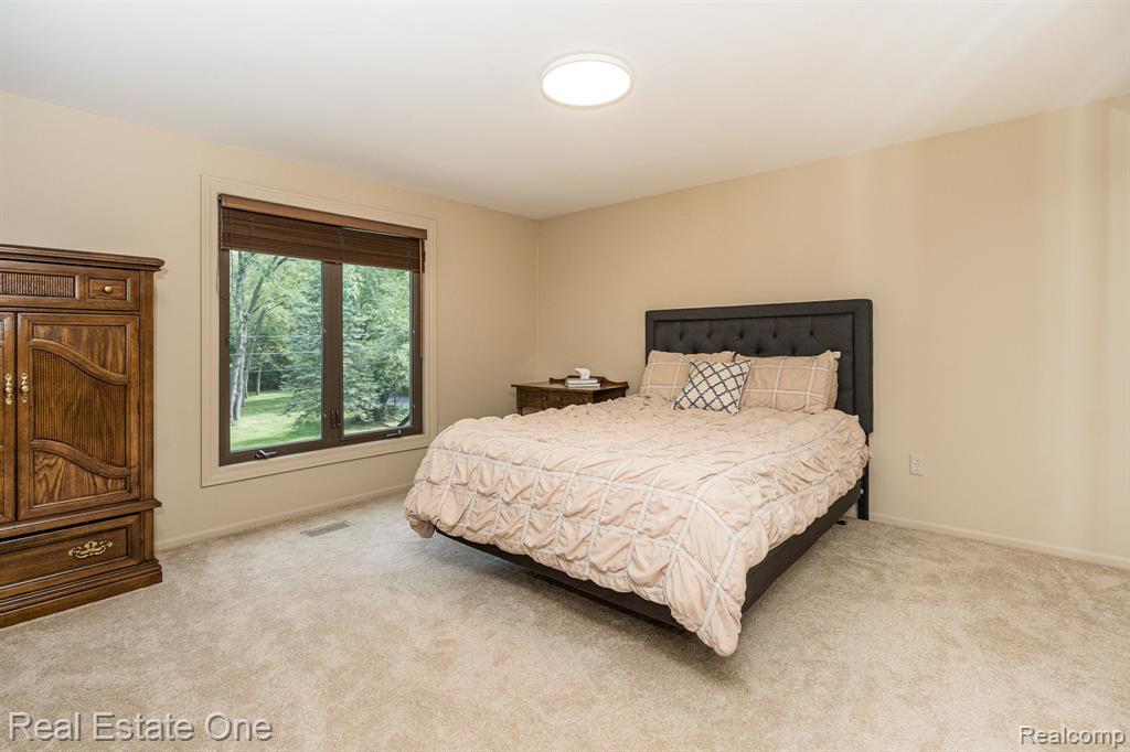 1120 Seville Road Rochester Hills, MI 48309 - Photo 15 of 22