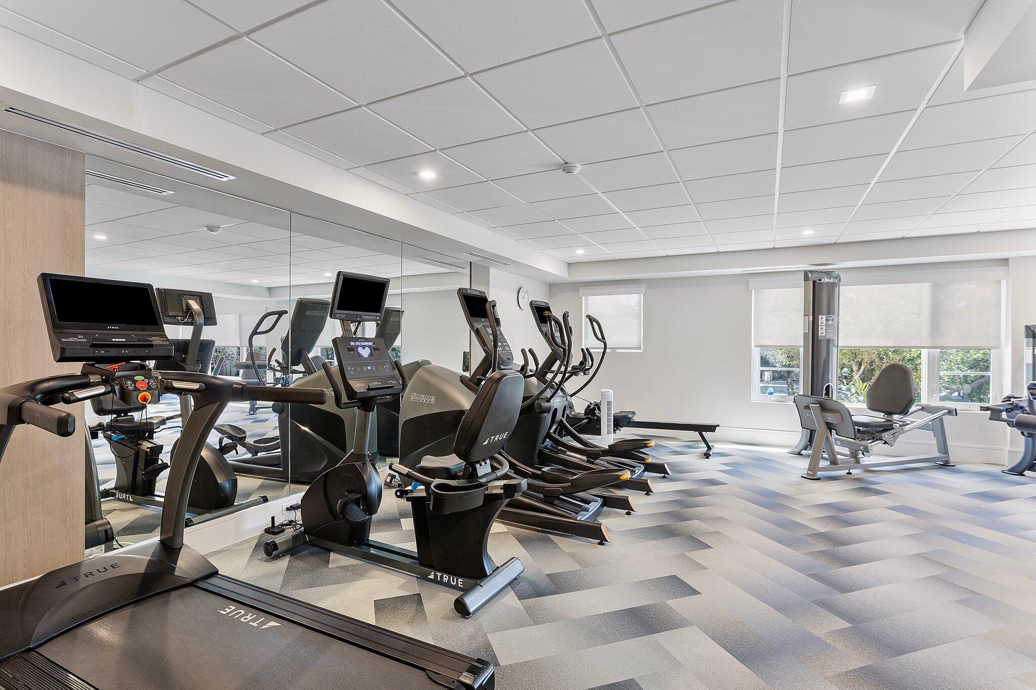50 E Road, Unit 8D Delray Beach, FL 33483 - Photo 14 of 31 Gym