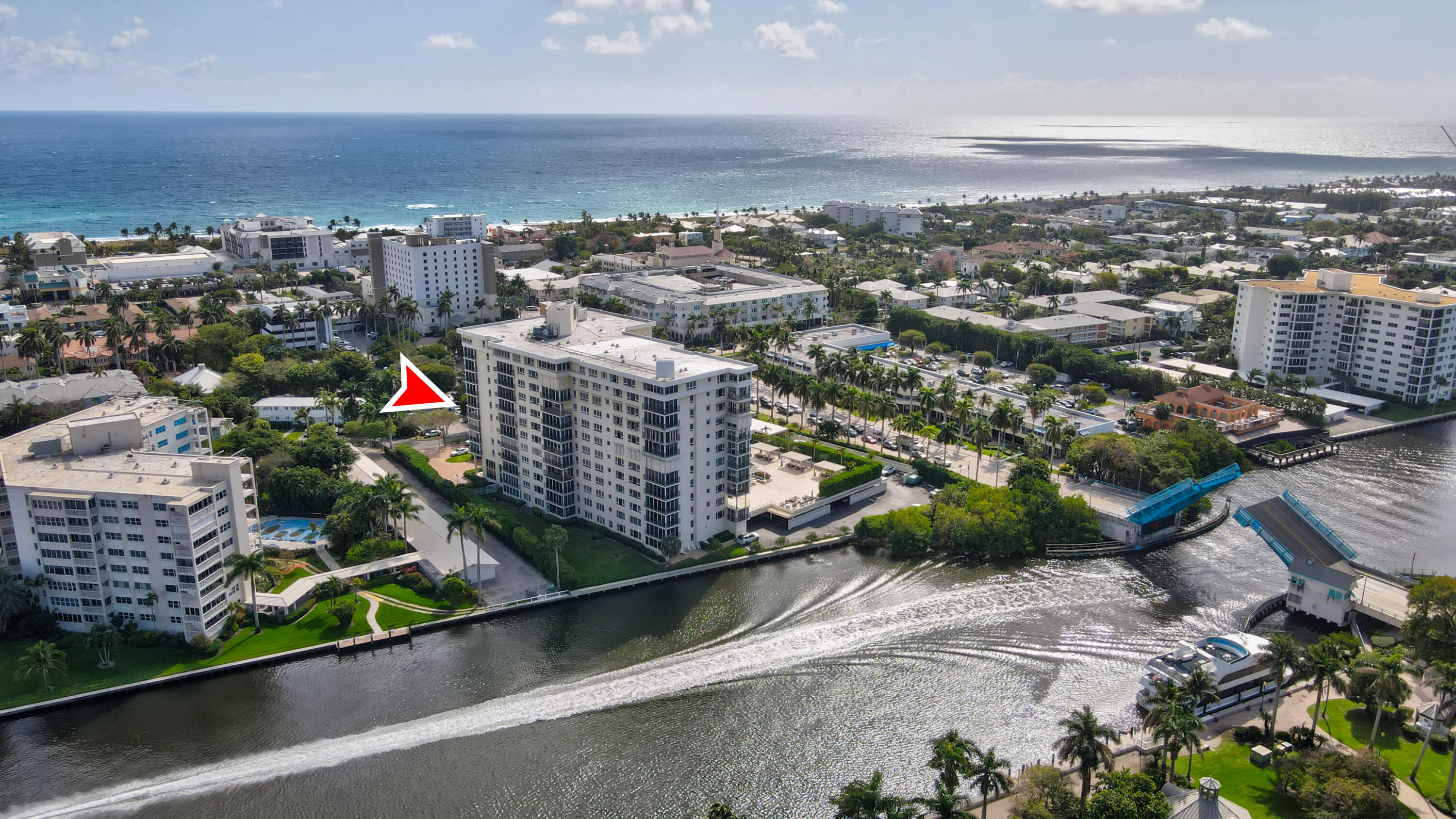 50 E Road, Unit 8D Delray Beach, FL 33483 - Photo 2 of 31 Barr Terrace Brochure main with arrow