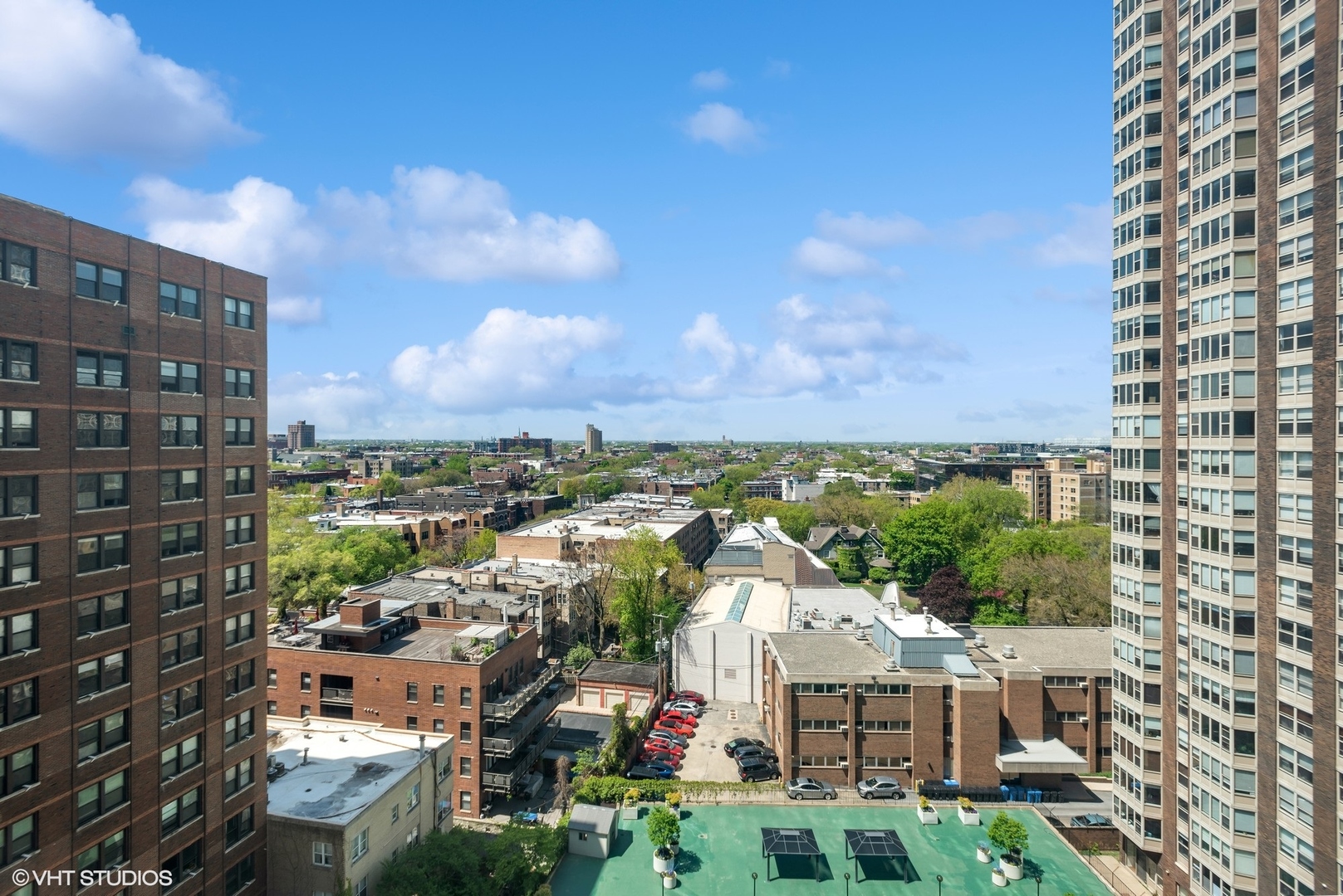 3430 North Lake Shore Drive, Unit 14P Chicago, IL 60657 - Photo 15 of 18 a view of city