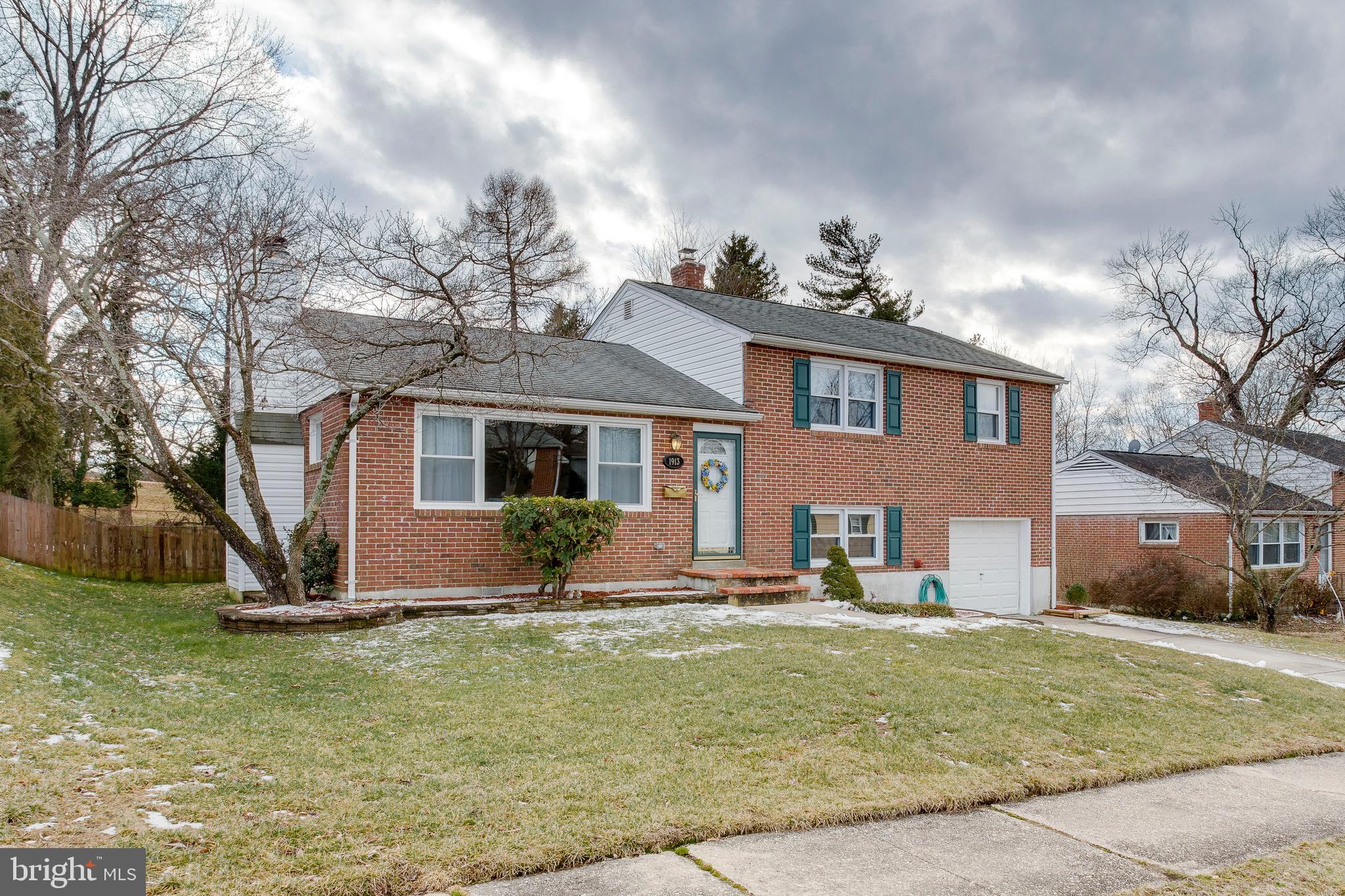 1913 Rollingwood Road Baltimore, MD 21228 - Photo 1 of 33 Welcome to 1913 Rollingwood Road