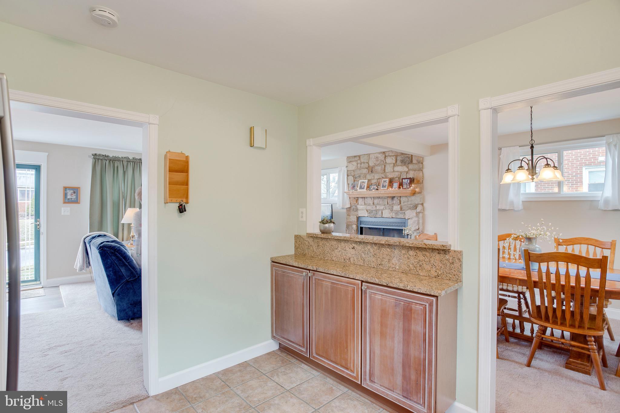 1913 Rollingwood Road Baltimore, MD 21228 - Photo 19 of 33 Easy access to both LR & DR Area's