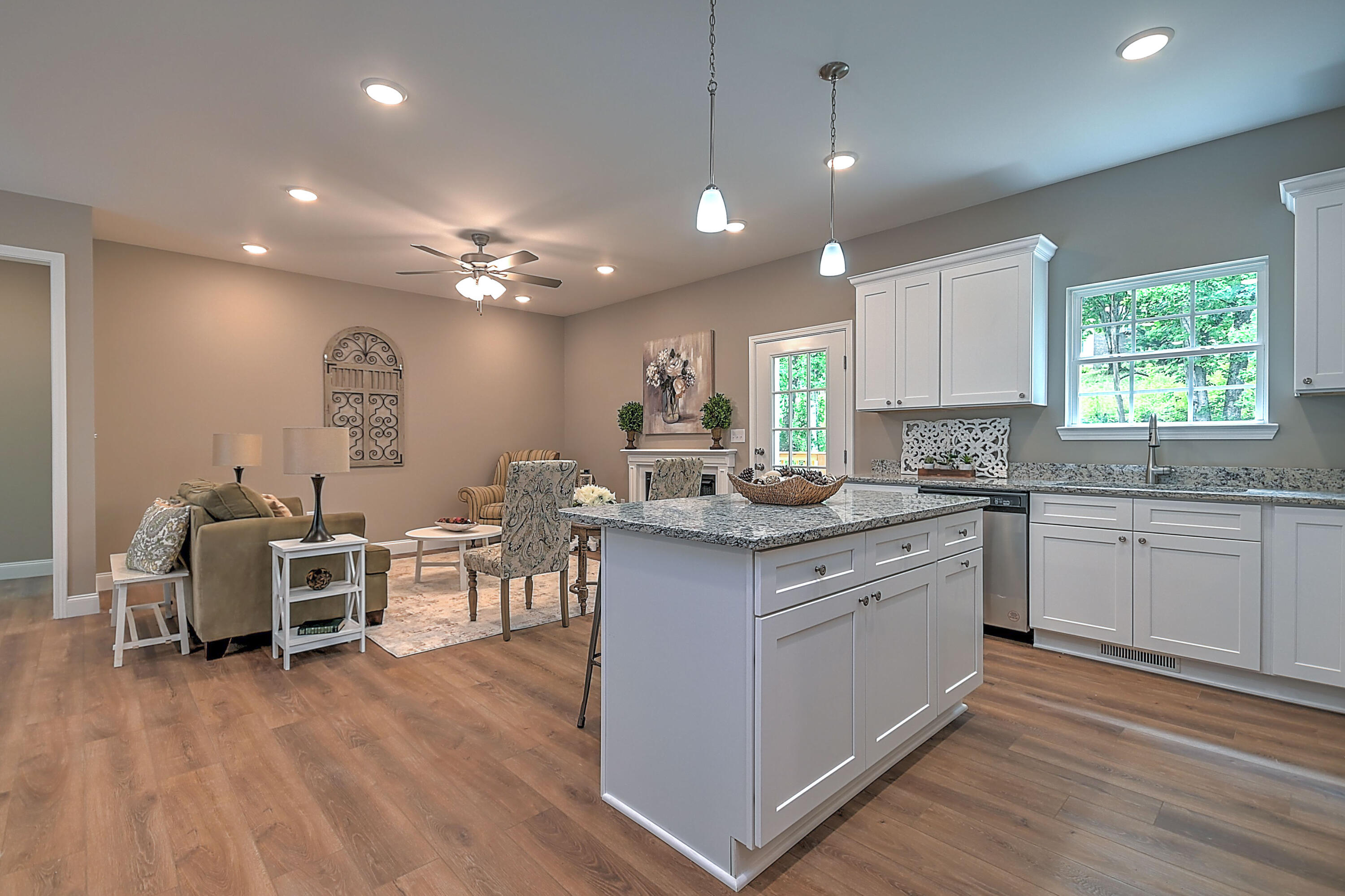 428 Kilkenny Road Kingsport, TN 37664 - Photo 18 of 47 New Kilkenny_-22