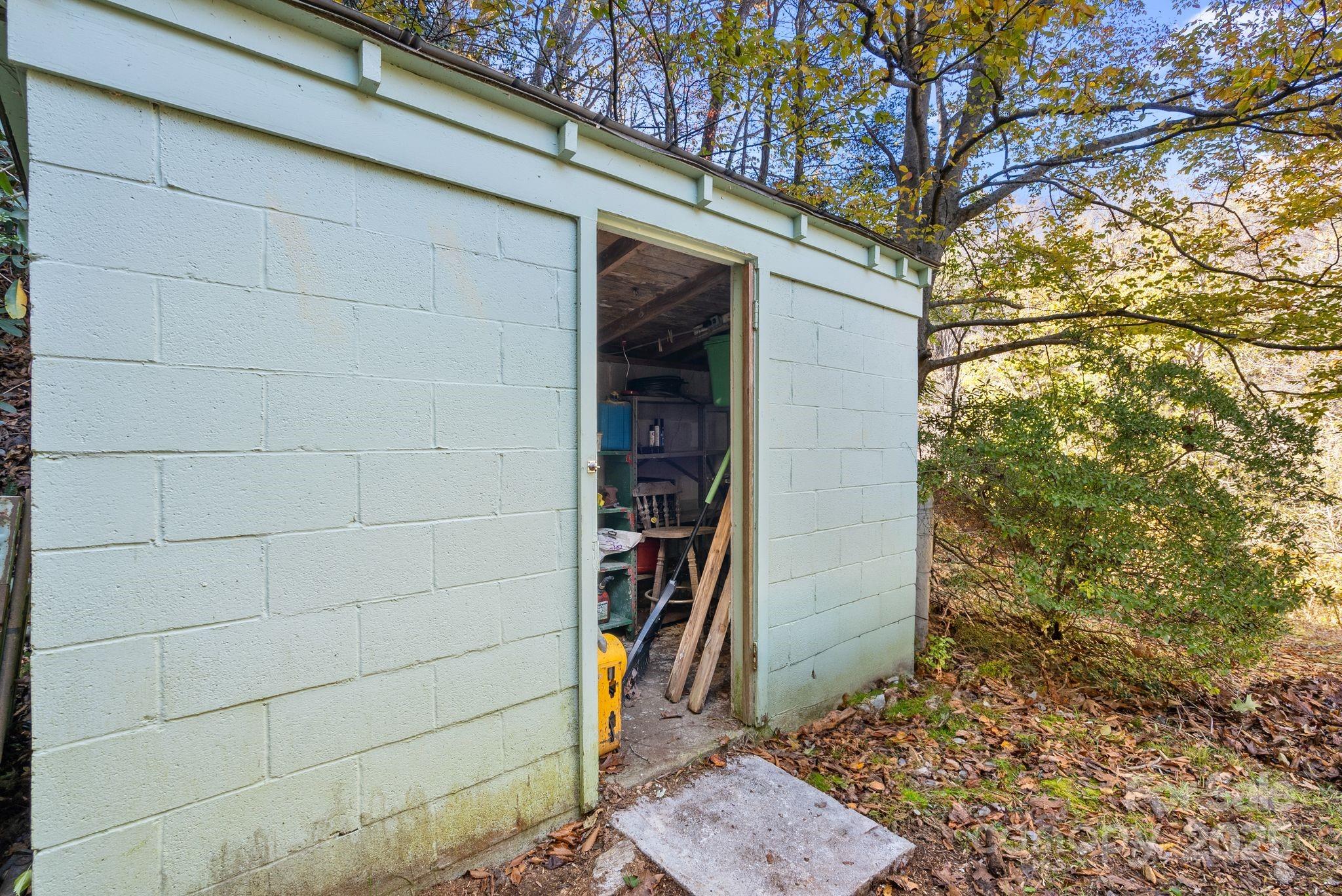 456 Rector Corner Road Marshall, NC 28753 - Photo 27 of 29 a view of a house with a tree