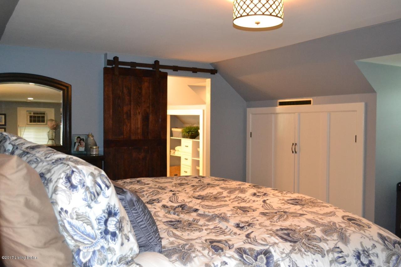 204 Ring Road Louisville, KY 40207 - Photo 24 of 50 aring12