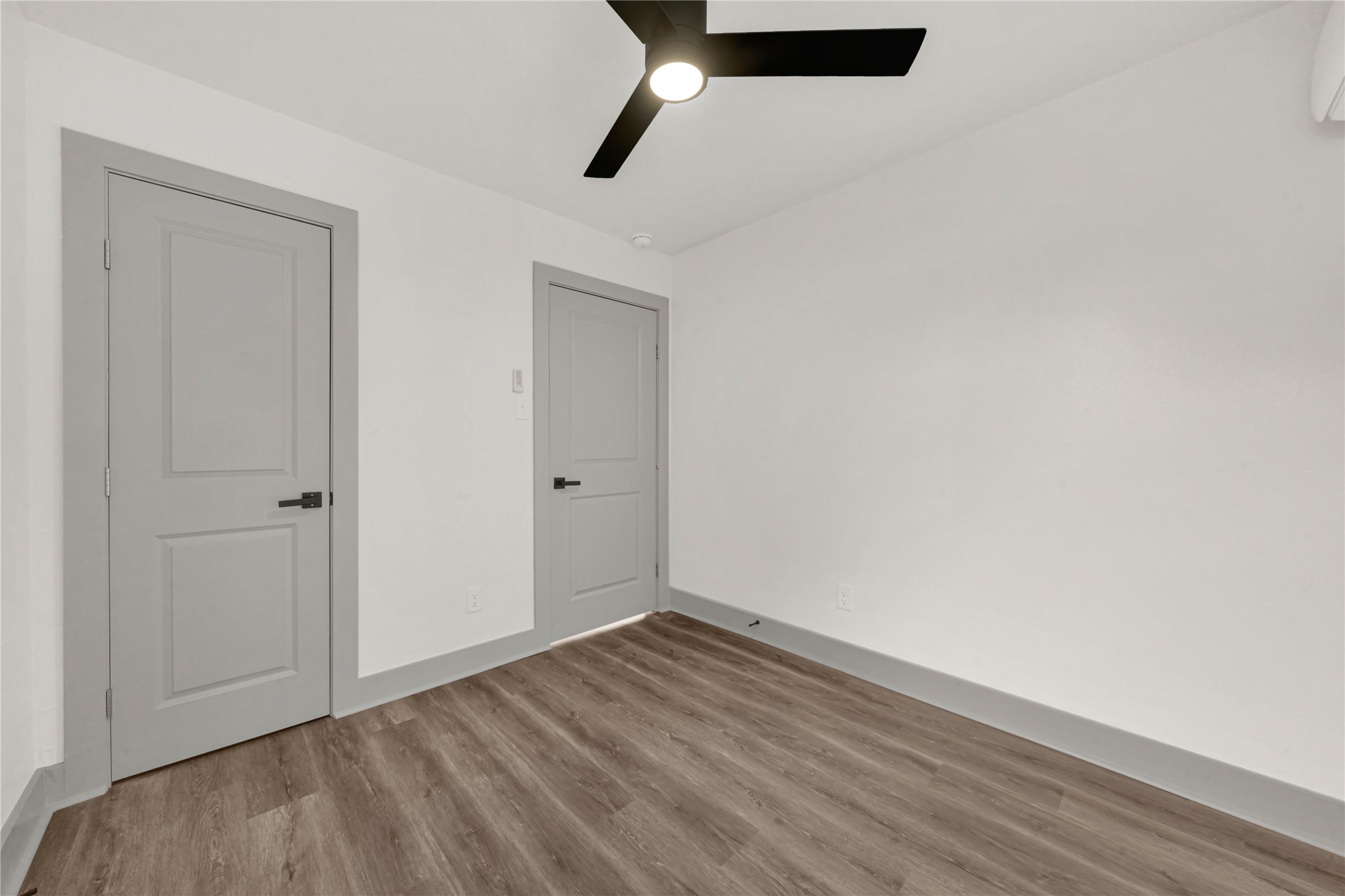 4331 Herridge Street Houston, TX 77022 - Photo 27 of 32