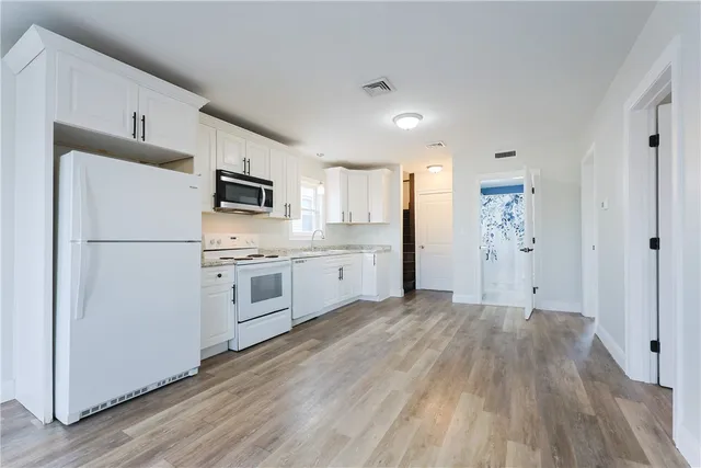 $3,000 | 214 Silver Spring Street, Providence, RI 02904