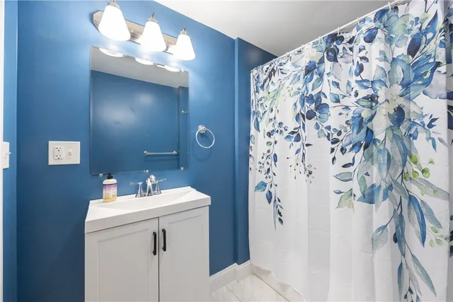 $3,000 | 214 Silver Spring Street, Providence, RI 02904