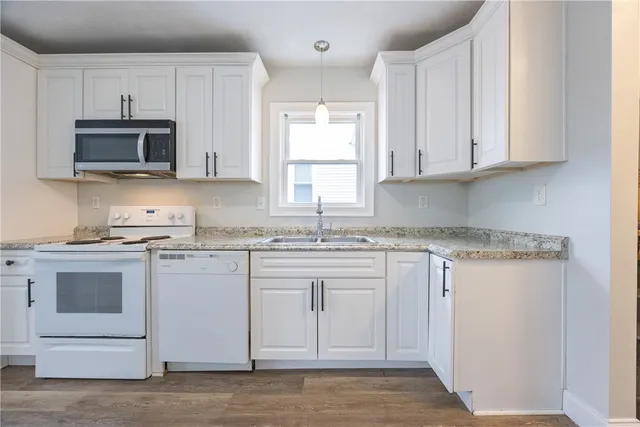 $3,000 | 214 Silver Spring Street, Providence, RI 02904