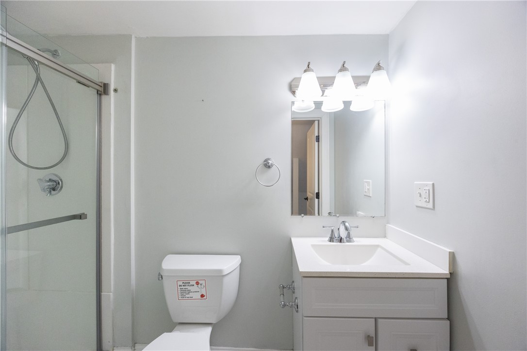 214 Silver Spring Street Providence, RI 02904 - Photo 34 of 44 Bathroom 2/ 2nd Level
