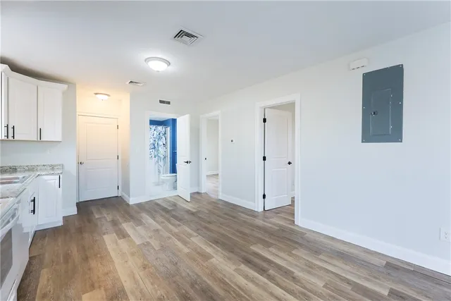 $3,000 | 214 Silver Spring Street, Providence, RI 02904