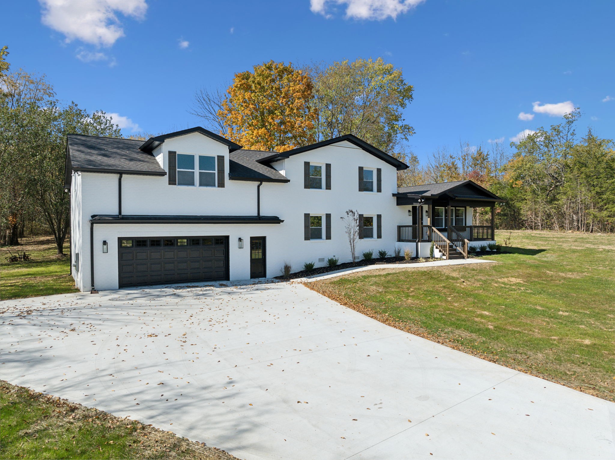 480 Beach Bottom Road Watertown, TN 37184 - Photo 4 of 58 a front view of a house with a yard