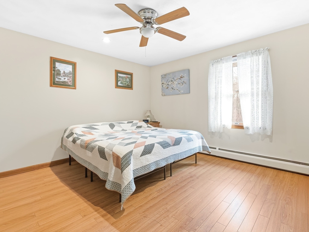 377 Read Street Seekonk, MA 02771 - Photo 16 of 27