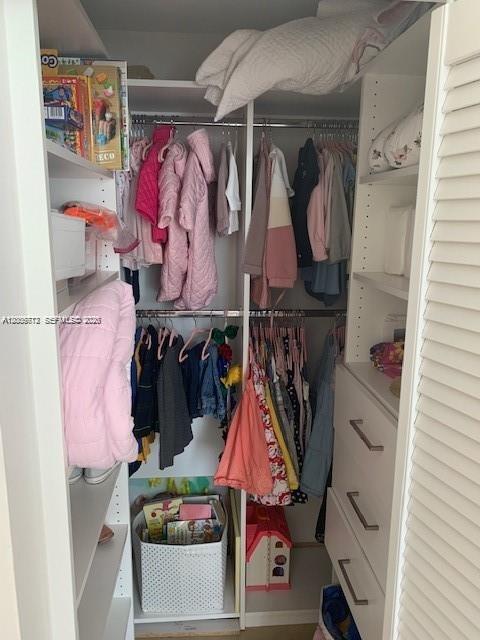 31 Southeast 5th Street, Unit 3512 Miami, FL 33131 - Photo 8 of 21