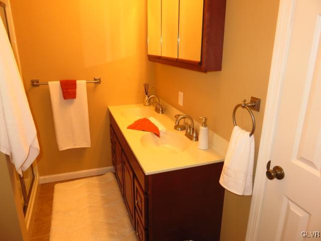 1715 Germans Road Lehighton, PA 18235 - Photo 9 of 30 Gallery Image 9