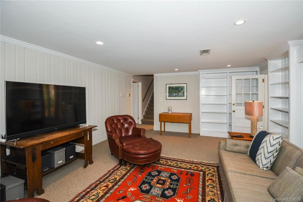 2429 Inverness Road Charlotte, NC 28209 - Photo 15 of 35 Gallery Image 15