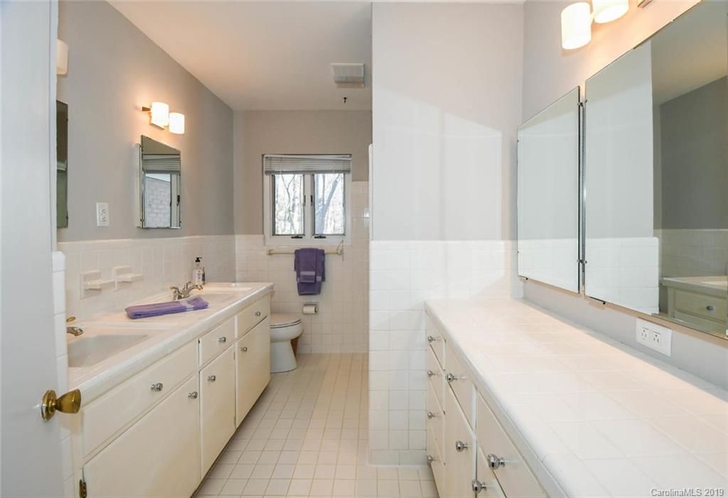 2429 Inverness Road Charlotte, NC 28209 - Photo 29 of 35 Gallery Image 29
