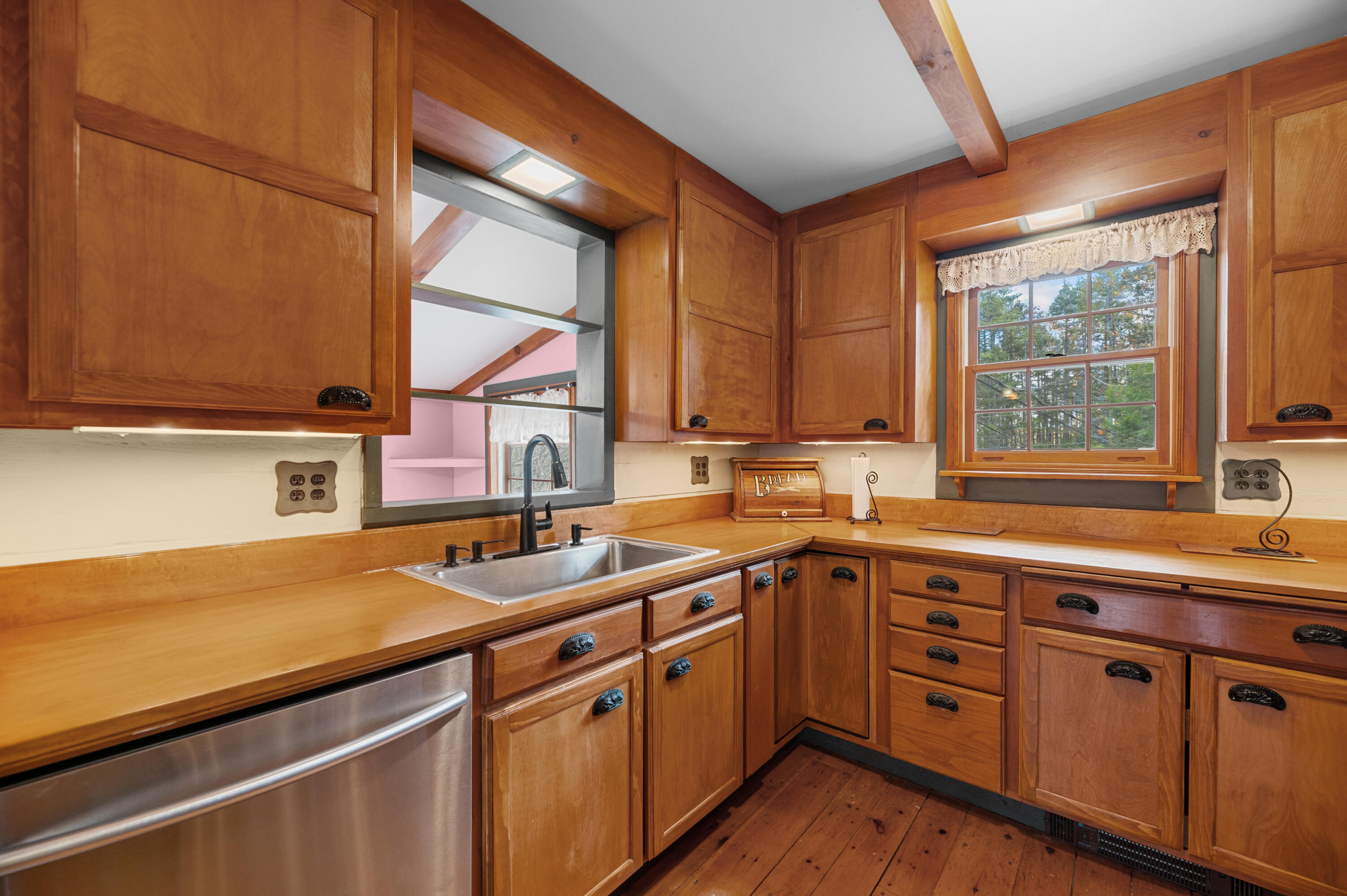 91 Lord Road Westport Island, ME 04578 - Photo 10 of 39 10