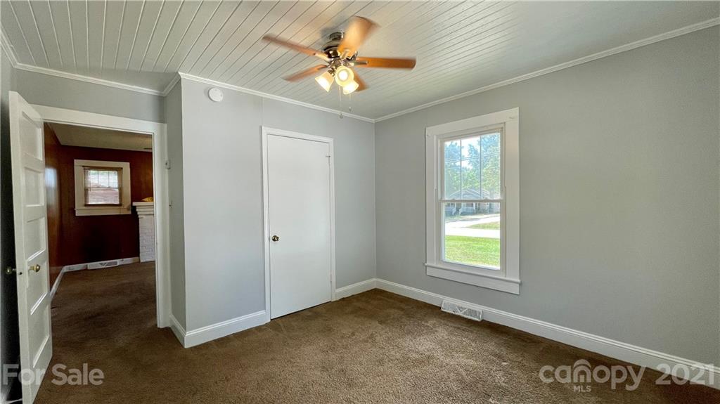2117 Brantley Road Kannapolis, NC 28083 - Photo 7 of 18 Gallery Image 7