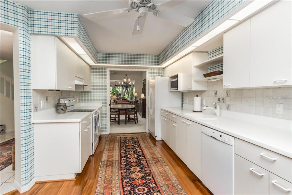224 Woods Point Road Osprey, FL 34229 - Photo 21 of 62 Gallery Image 21