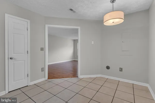 $3,000 | 10 G 10-g-g Ironstone Court, Annapolis, MD 21403