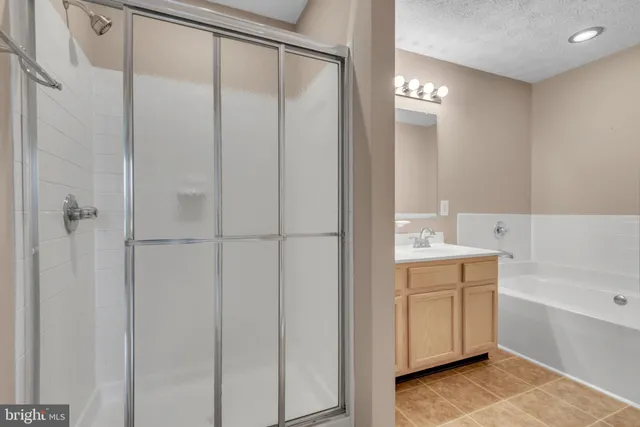 $3,000 | 10 G 10-g-g Ironstone Court, Annapolis, MD 21403