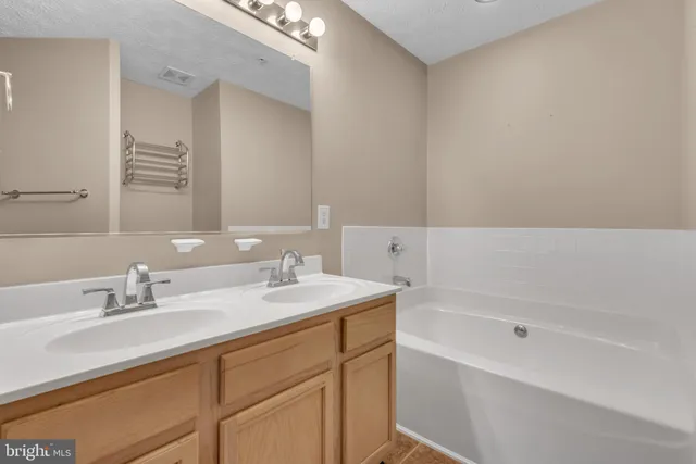 $3,000 | 10 G 10-g-g Ironstone Court, Annapolis, MD 21403