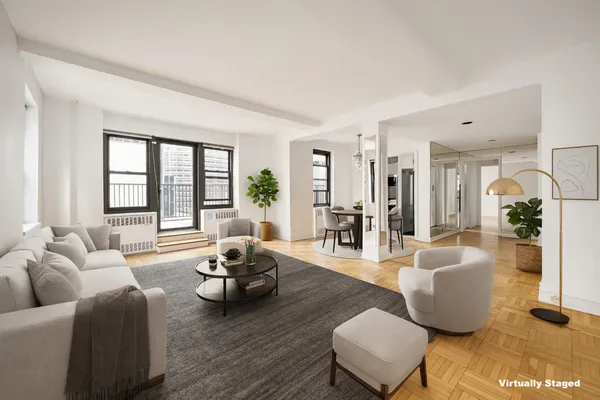 $995,000 | 135 East 54th Street, Unit 16E | Midtown East