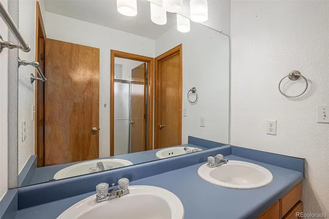 $960,000 | 6262 Braun Circle, Arvada, CO 80004