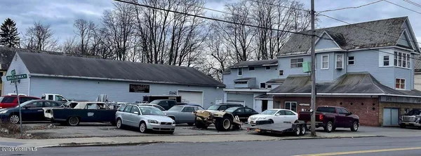 $450,000 | 2416 Broadway, Schenectady, NY 12306