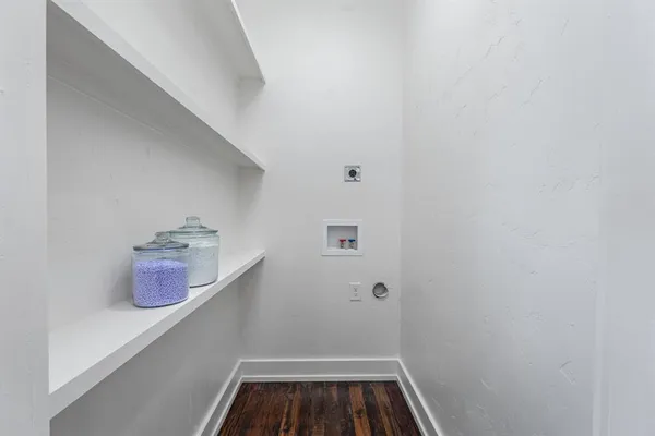 $425,000 | 915 Cherry Street, Graham, TX 76450