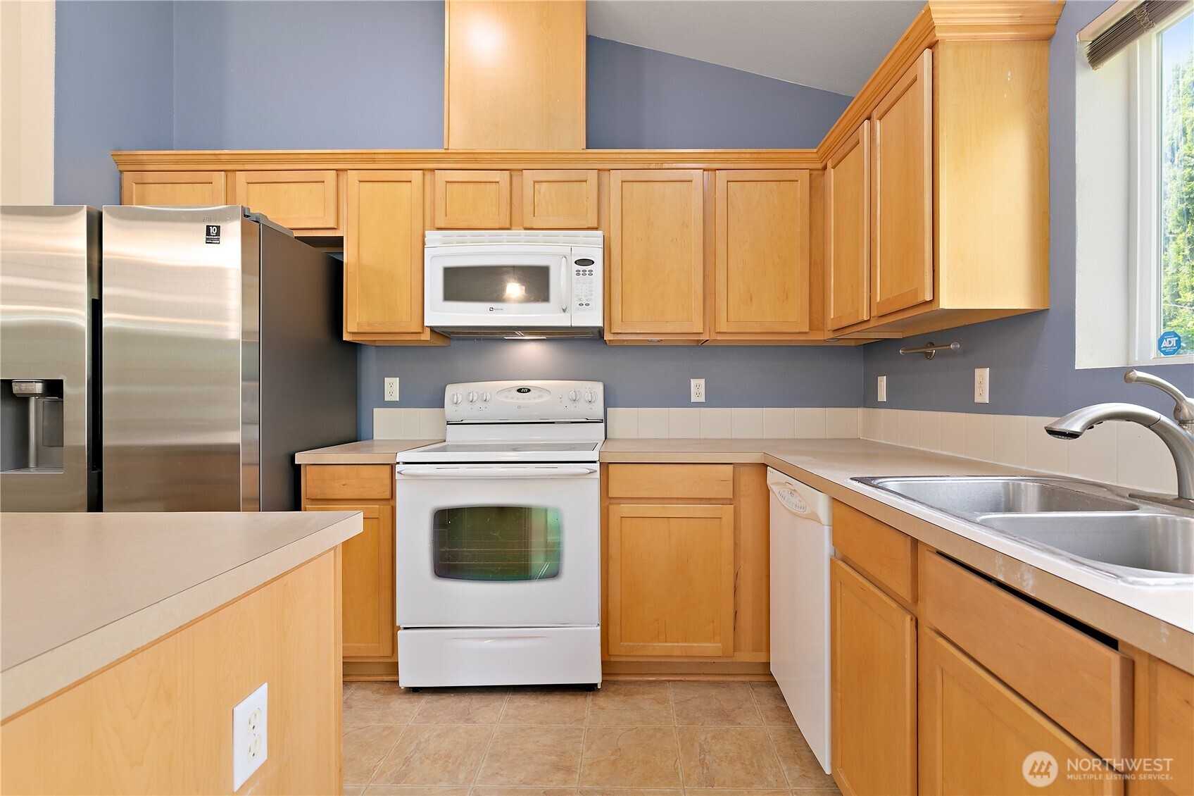 4254 Roxanna Loop Southeast Lacey, WA 98503 - Photo 8 of 20 Gallery Image 8