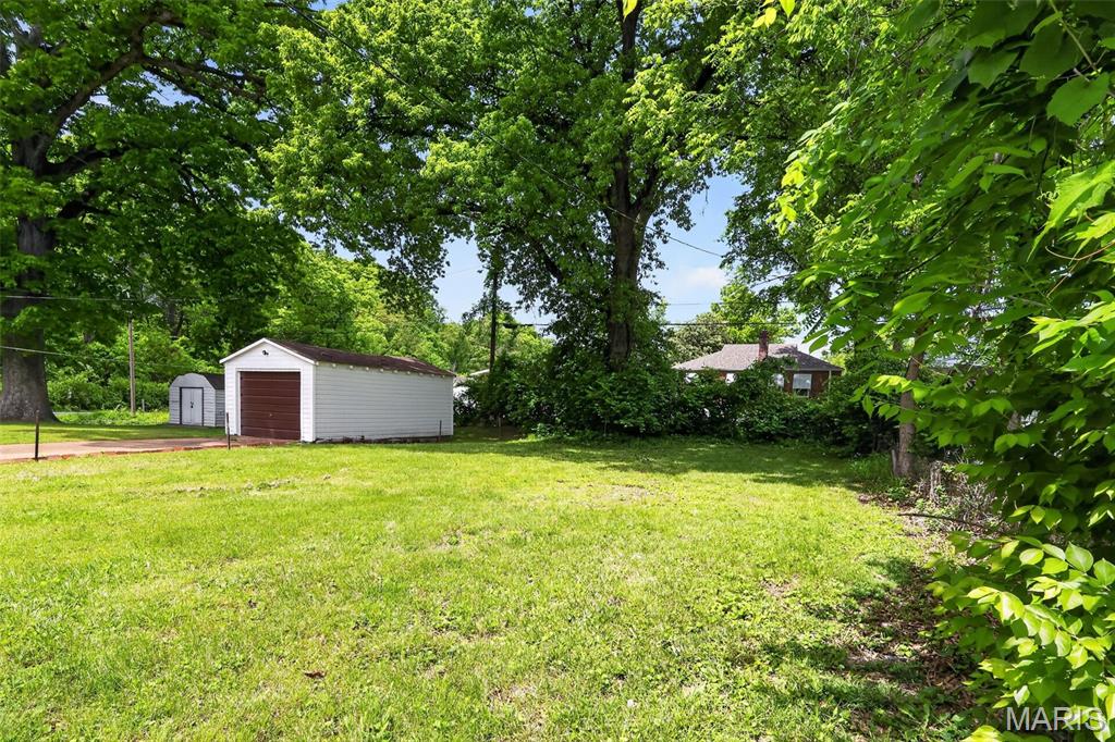4607 Seattle Street St. Louis, MO 63121 - Photo 7 of 33