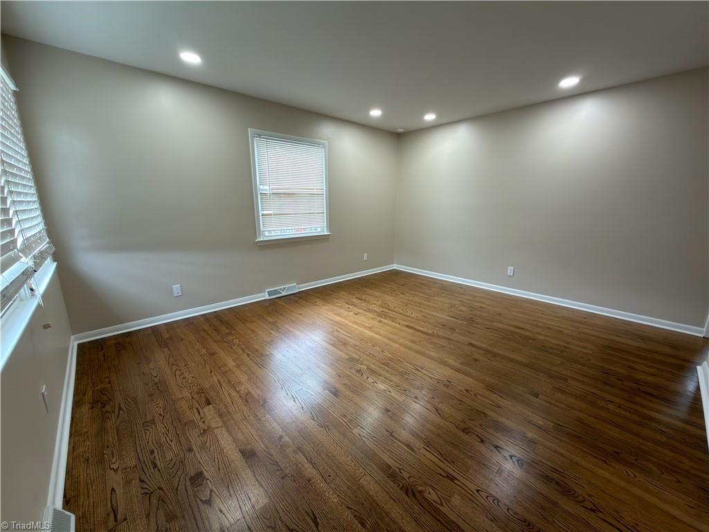 1998 Freeman Mill Road Greensboro, NC 27403 - Photo 4 of 37 Gallery Image 4